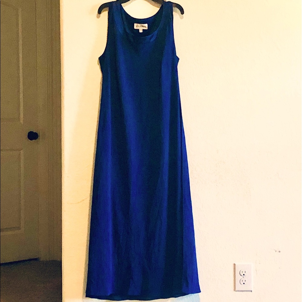 Studio 1 Royal blue sleeveless wedding guest dress